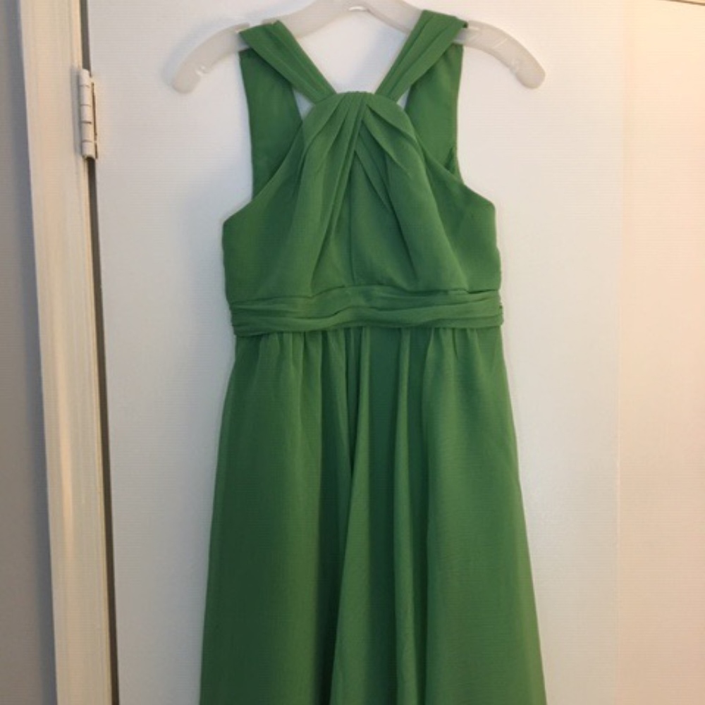 David's Bridal Clover Chiffon Short Dress